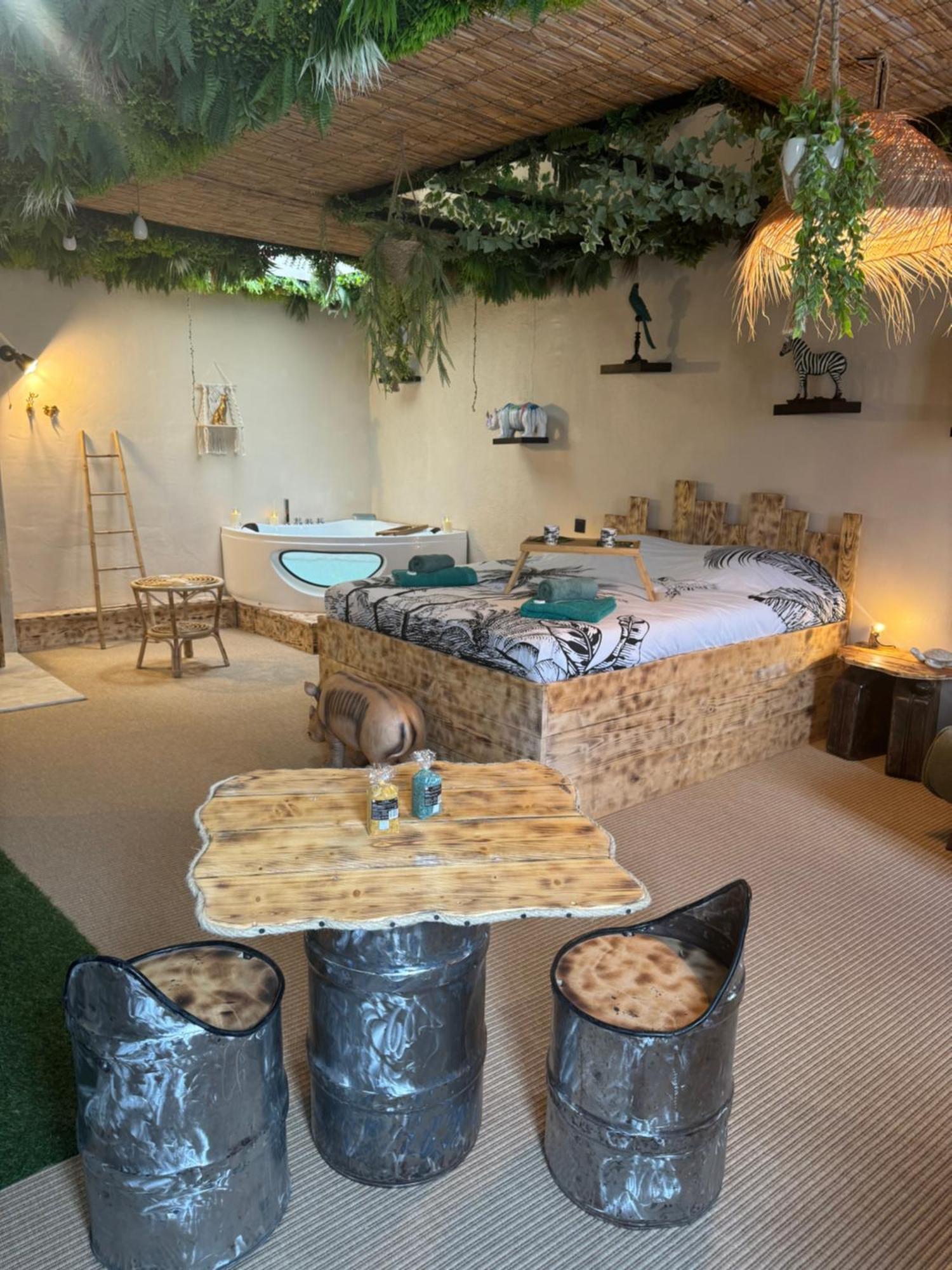 La Jungle De Sissy Bed & Breakfast Saintes-Maries-de-la-Mer Exterior foto