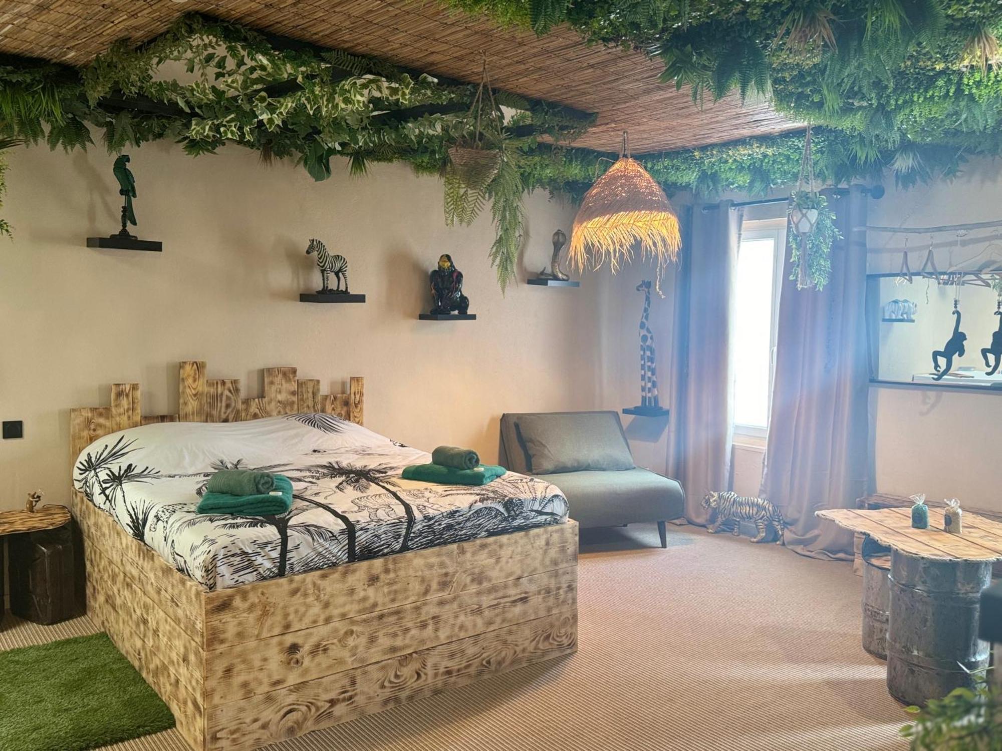 La Jungle De Sissy Bed & Breakfast Saintes-Maries-de-la-Mer Exterior foto